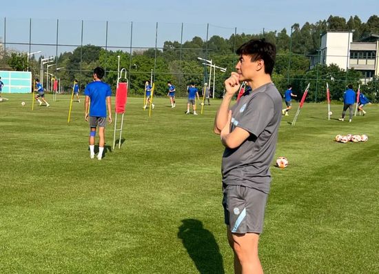 女女互揉吃奶揉到高潮视频